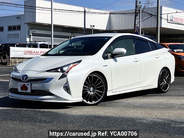 Buy Used 2016 Toyota Prius DAA-ZVW50 (YCA00706) - Carused.jp