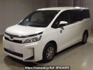 Toyota Voxy ZRR80Gカイ
