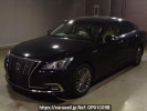 Toyota Crown Hybrid AWS210