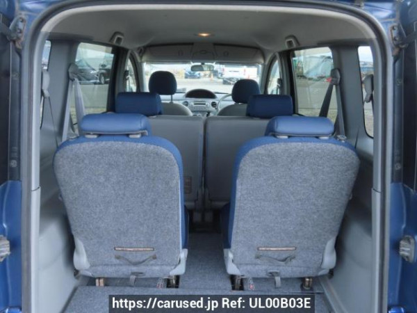 Used 2004 AT toyota sienta NCP85G Image[9]
