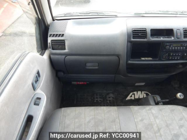 Used 2003 MT mazda bongo-van SK82M Image[18]