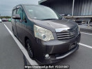 Toyota Noah ZRR70G
