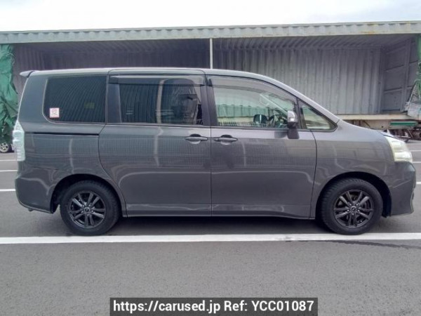 Used 2010 AT toyota noah ZRR70G Image[7]