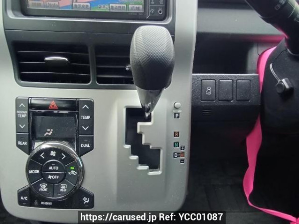 Used 2010 AT toyota noah ZRR70G Image[25]