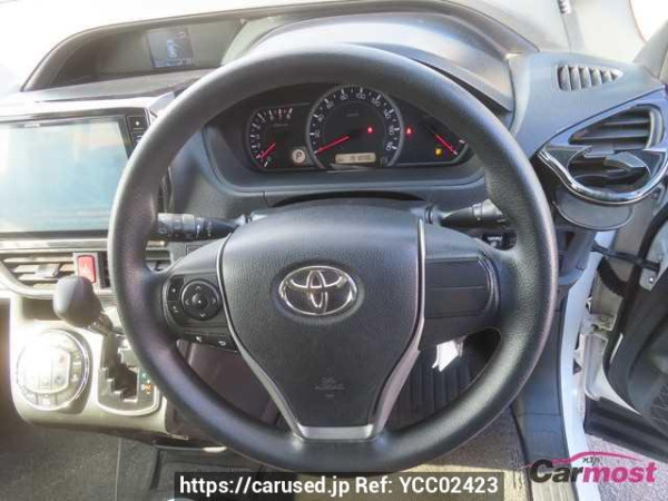 Used 2014 CVT toyota voxy ZRR80 Image[17]
