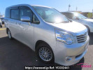 Toyota Noah ZRR70