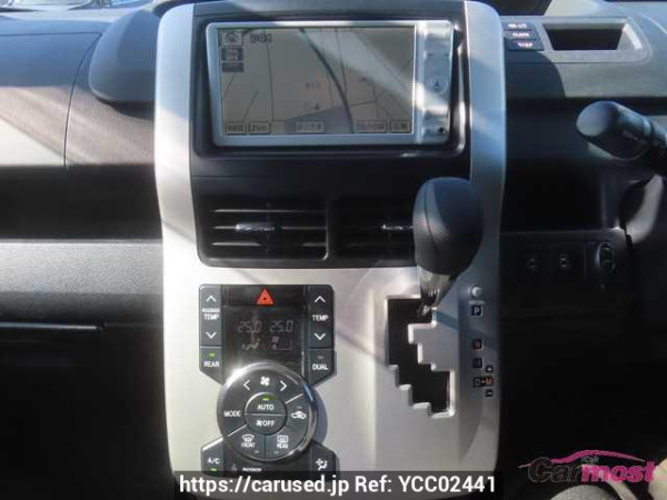 Used 2011 CVT toyota noah ZRR70 Image[13]