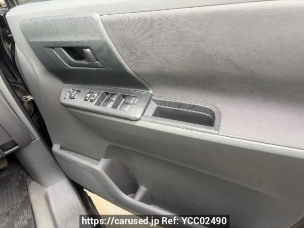 Used 2007 AT toyota noah ZRR70G Image[21]