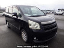 Toyota Noah ZRR70W