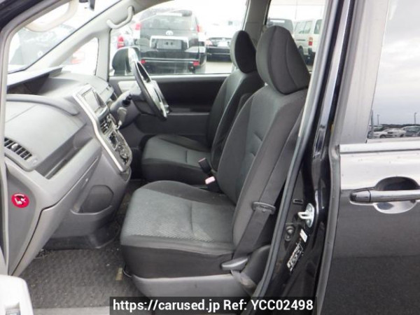 Used 2010 AT toyota noah ZRR70W Image[13]