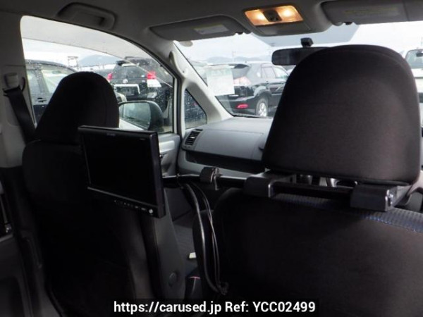 Used 2010 AT toyota voxy ZRR70W Image[24]