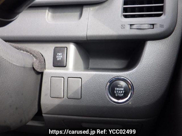 Used 2010 AT toyota voxy ZRR70W Image[28]