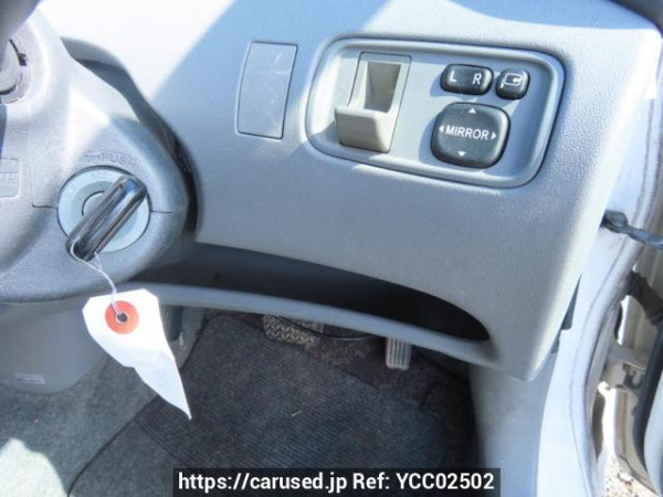 Used 2001 AT toyota fun-cargo NCP20 Image[28]