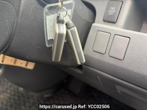 Used 2010 AT toyota noah ZRR70G Image[22]