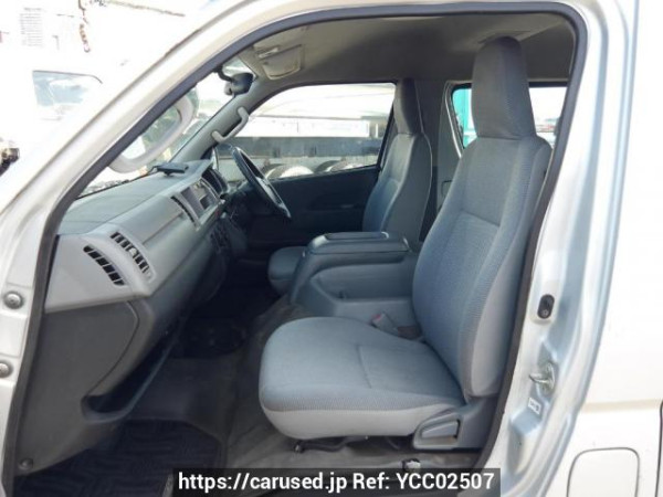 Used 2006 AT toyota hiace-wagon TRH214W Image[14]