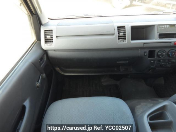 Used 2006 AT toyota hiace-wagon TRH214W Image[26]