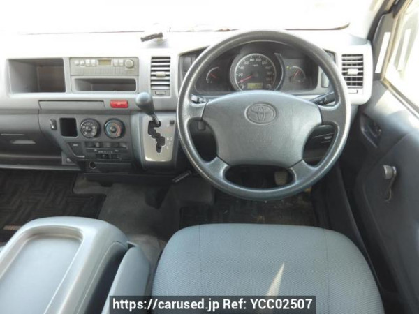 Used 2006 AT toyota hiace-wagon TRH214W Image[27]