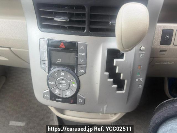 Used 2007 AT toyota noah ZRR70G Image[13]