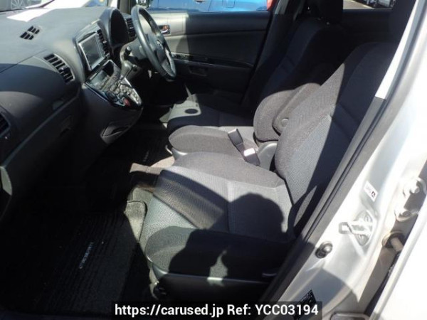 Used 2005 AT toyota wish ZNE10G Image[9]