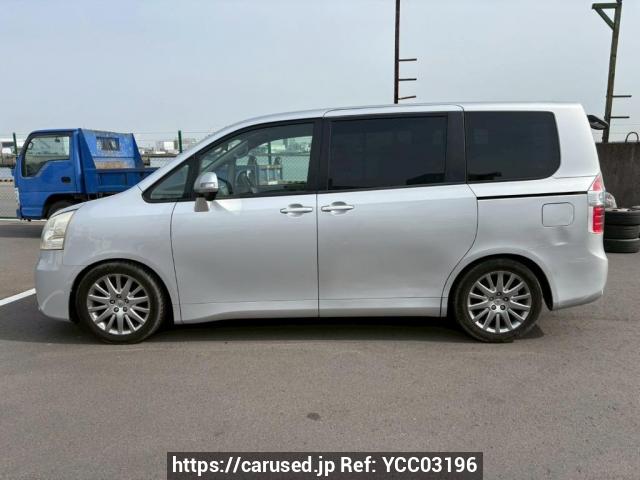 Buy Used 2009 Toyota Noah ZRR70G (YCC03196) - Carused.jp