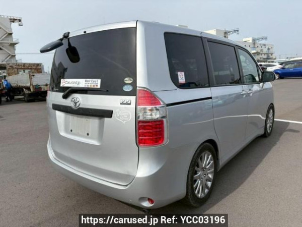 Used 2009 AT toyota noah ZRR70G Image[6]