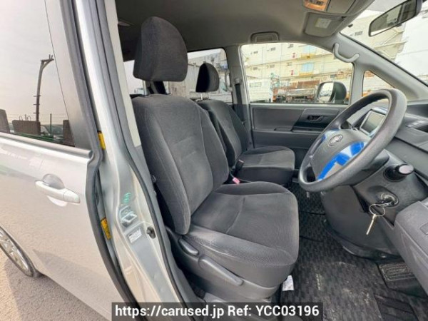 Used 2009 AT toyota noah ZRR70G Image[13]