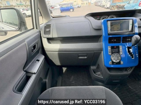 Used 2009 AT toyota noah ZRR70G Image[19]