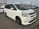 Toyota Noah ZRR70W