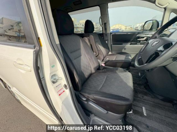 Used 2008 AT toyota noah ZRR70W Image[13]