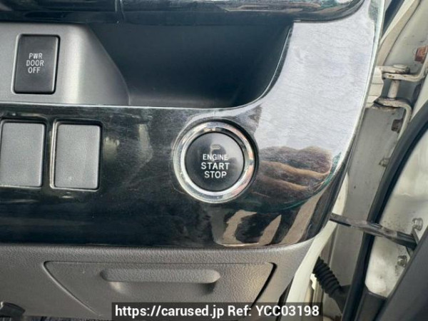 Used 2008 AT toyota noah ZRR70W Image[22]