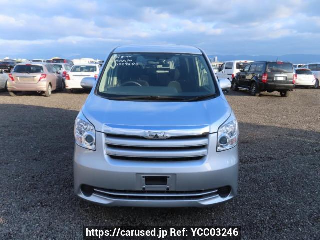 Buy Used 2009 Toyota Noah ZRR70G (YCC03246) - Carused.jp