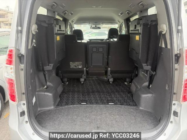 Used 2009 AT toyota noah ZRR70G Image[11]