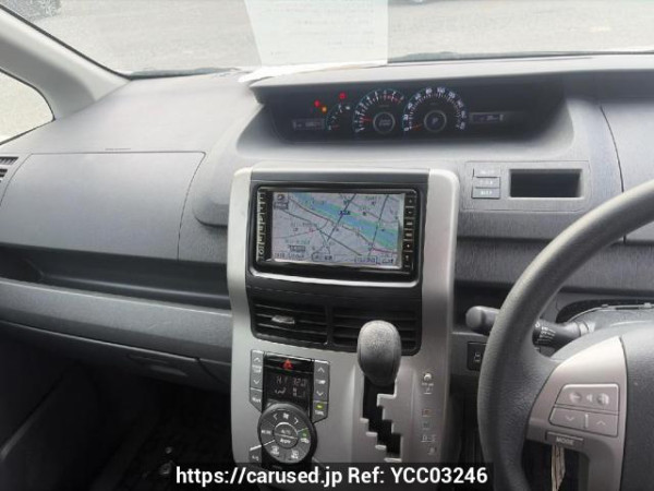 Used 2009 AT toyota noah ZRR70G Image[12]