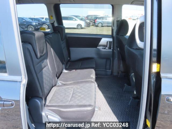 Used 2009 AT toyota noah ZRR70W Image[17]