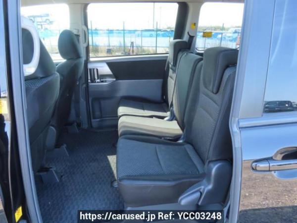 Used 2009 AT toyota noah ZRR70W Image[19]