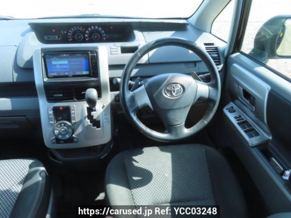 Used 2009 AT toyota noah ZRR70W Image[25]