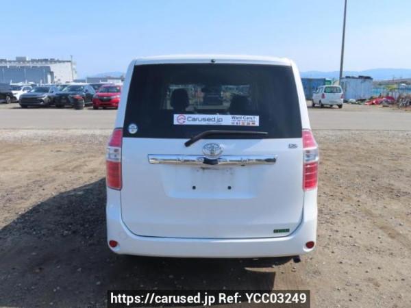 Used 2008 AT toyota noah ZRR70G Image[5]