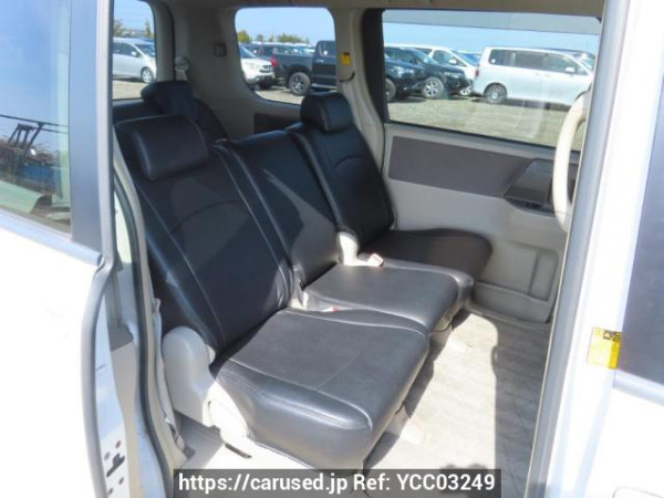 Used 2008 AT toyota noah ZRR70G Image[18]