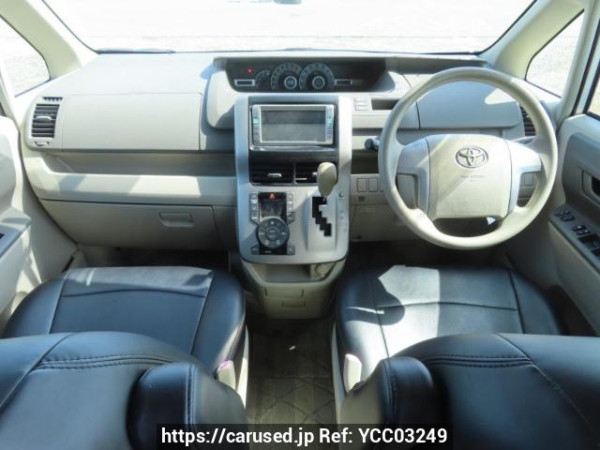Used 2008 AT toyota noah ZRR70G Image[24]