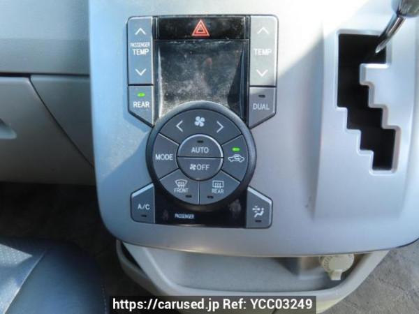 Used 2008 AT toyota noah ZRR70G Image[30]