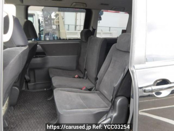 Used 2007 AT toyota noah ZRR70G Image[12]