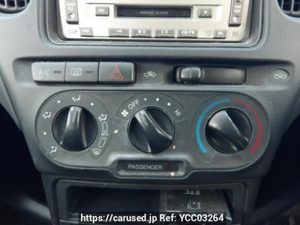 Used 2005 AT toyota fun-cargo NCP20 Image[24]