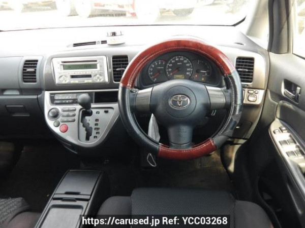 Used 2004 AT toyota wish ZNE10G Image[21]