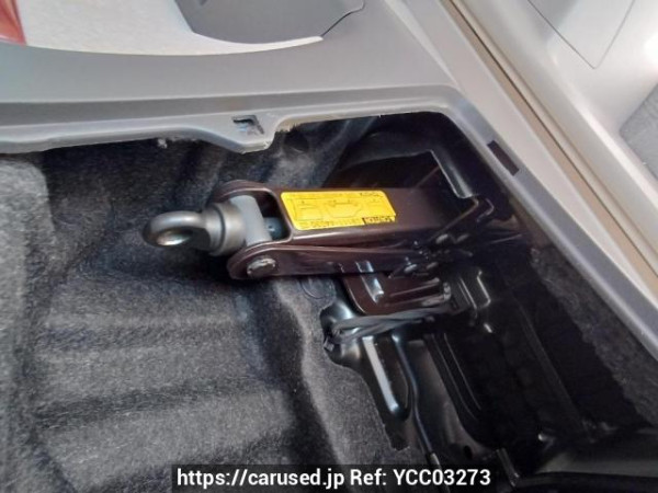 Used 2003 AT toyota alphard MNH10W Image[40]