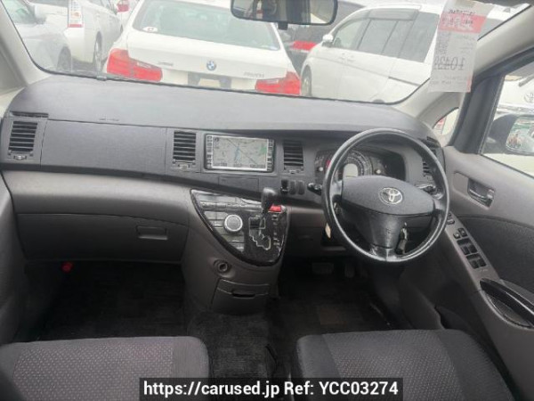 Used 2005 AT toyota isis ANM10W Image[14]
