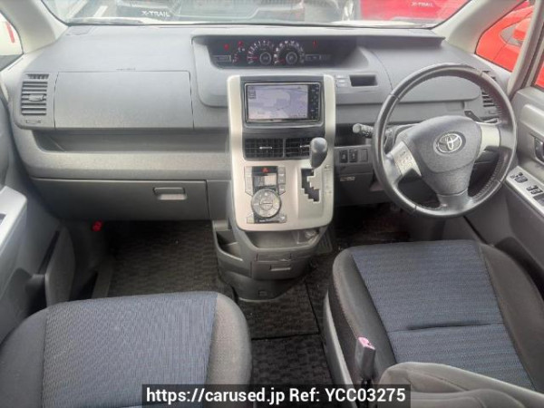 Used 2009 AT toyota voxy ZRR70W Image[14]