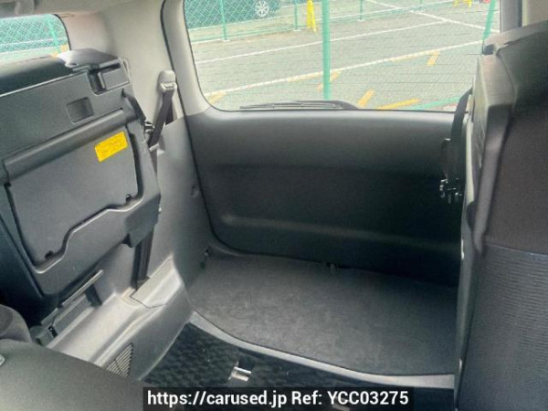 Used 2009 AT toyota voxy ZRR70W Image[15]