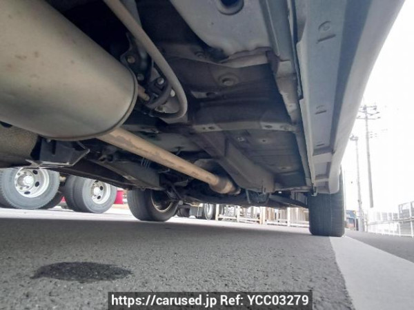 Used 2005 AT toyota harrier ACU30W Image[35]