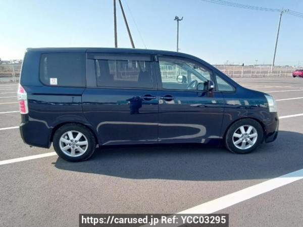 Used 2009 AT toyota noah ZRR70G Image[7]