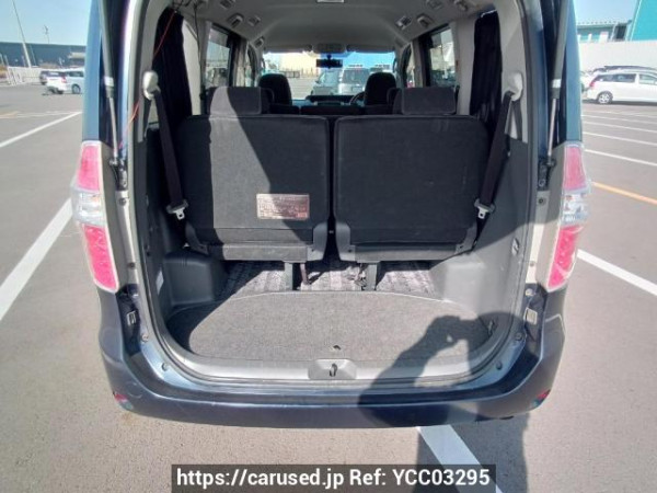 Used 2009 AT toyota noah ZRR70G Image[8]